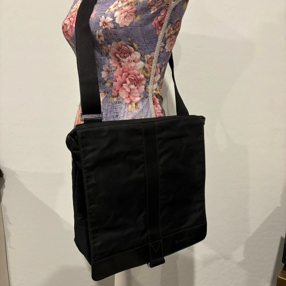 Salvatore Ferragamo nylon fold over messenger bag